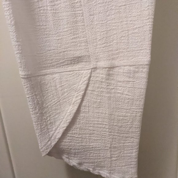 Two-Piece Cotton Set - Top & Capris - Picture 2 of 5